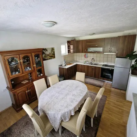 Villa Ilidza فله مع حديقة Saraievo