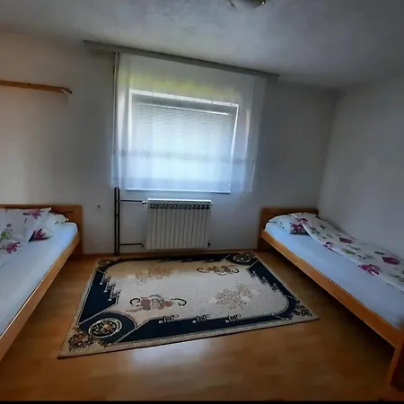 Ilidza فله مع حديقة Villa